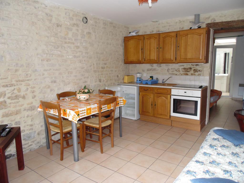 Apartament Maison En Pierre Port-en-Bessin-Huppain Pokój zdjęcie